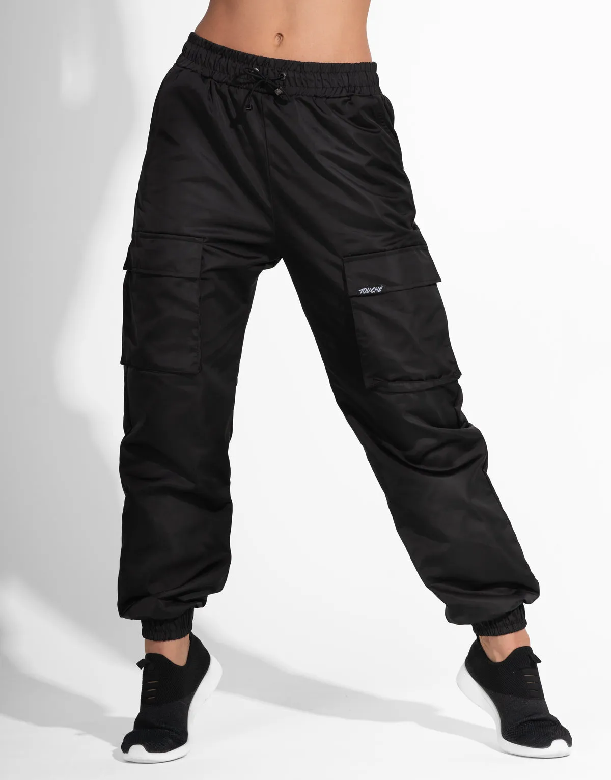 BLACK CARGO JOGGER