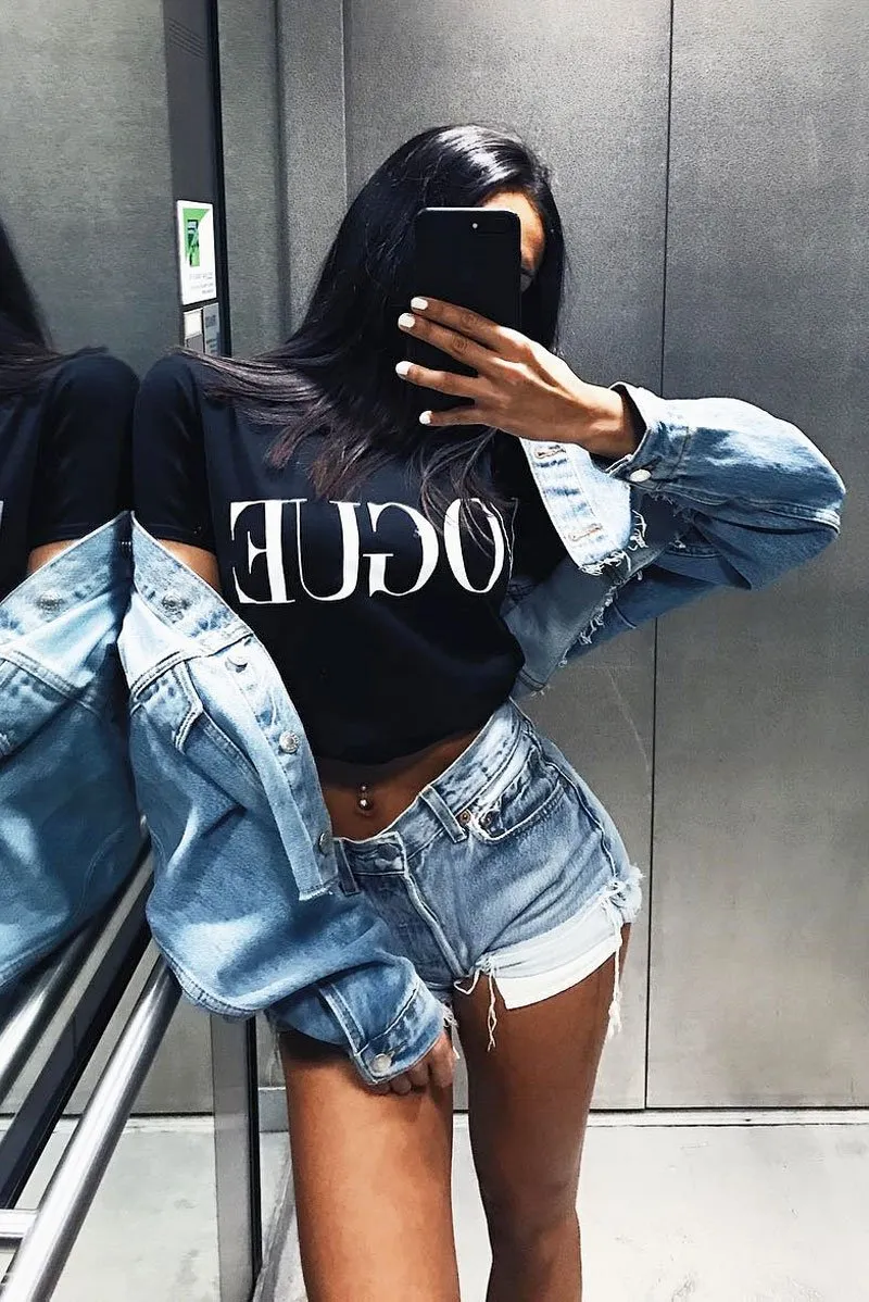 Black Vogue Slogan Top - Birda
