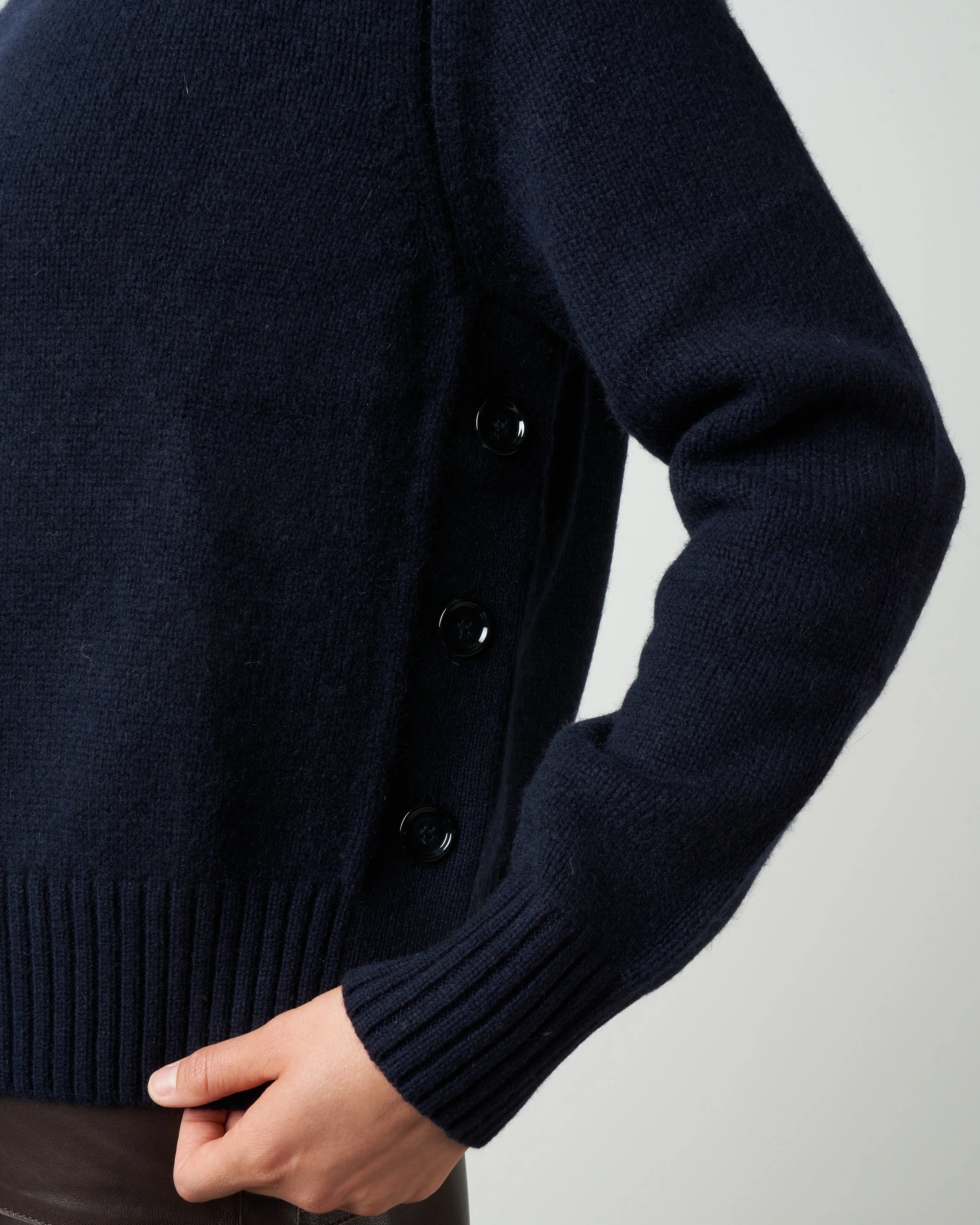 cropped mock with side buttons - deep night