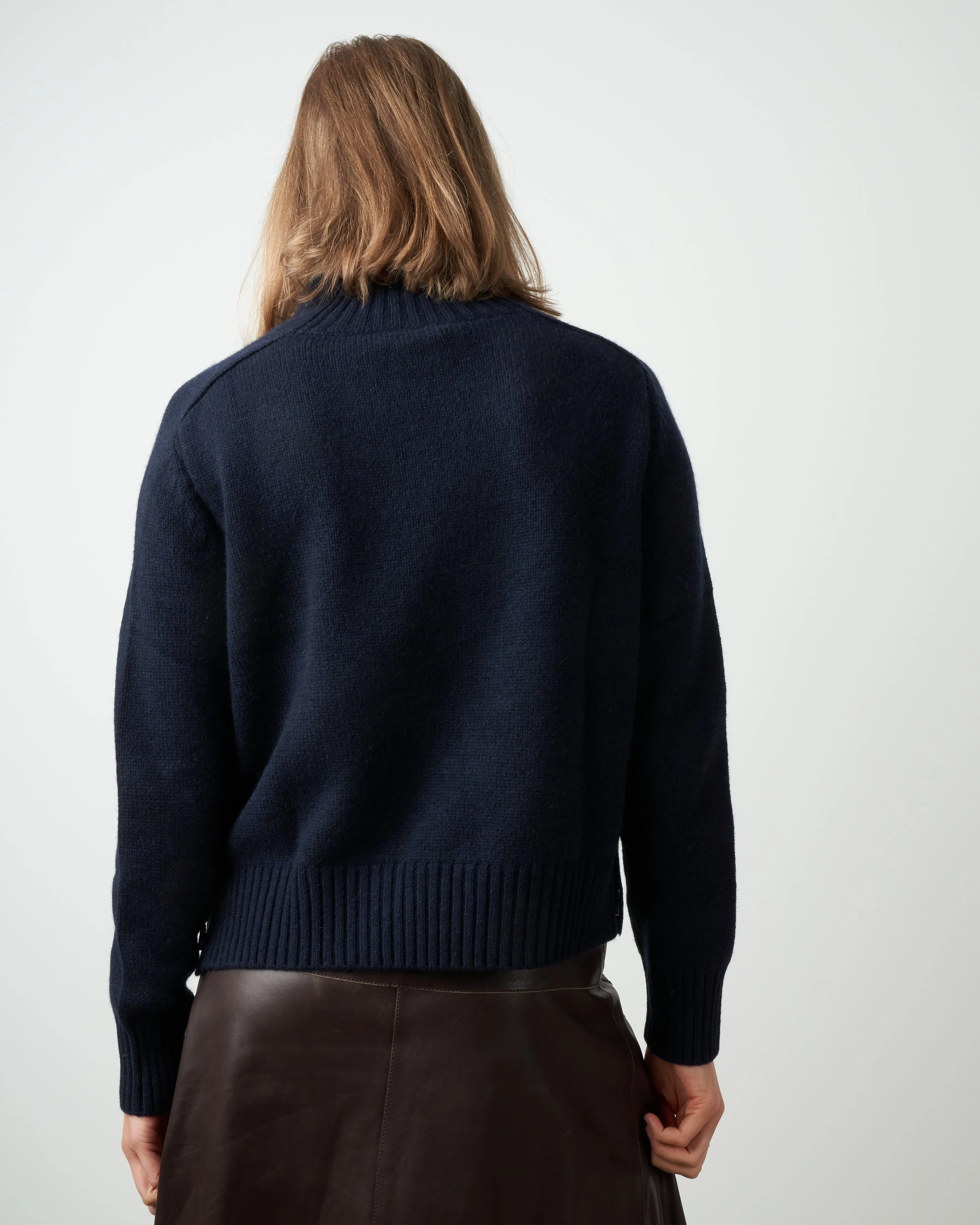 cropped mock with side buttons - deep night