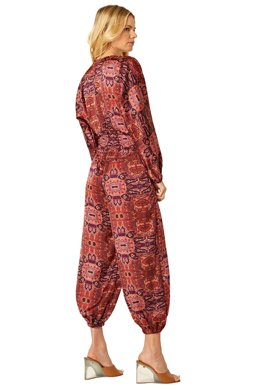 Darya Pant in Septima