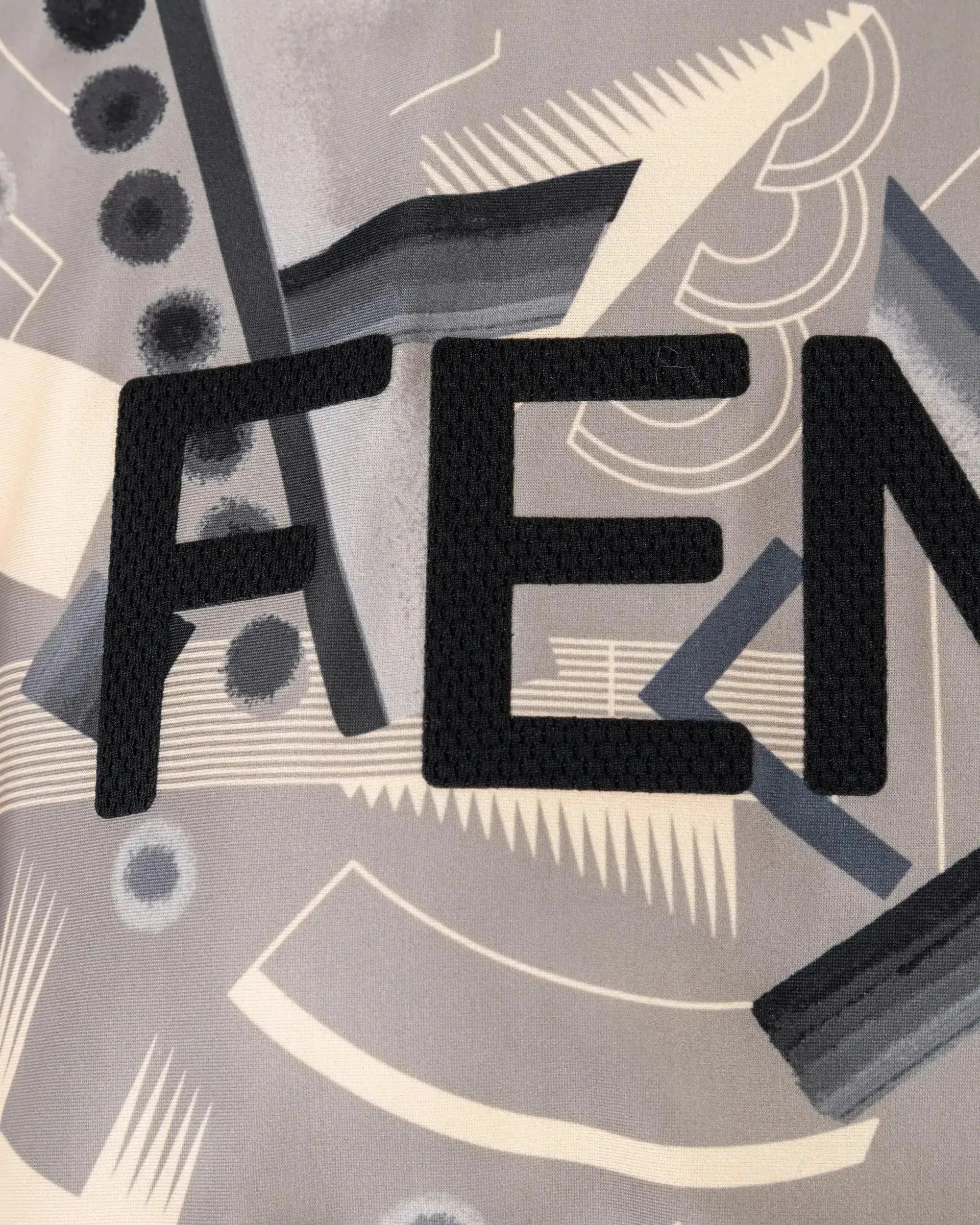 Geometric Print Cropped Lycra T-Shirt