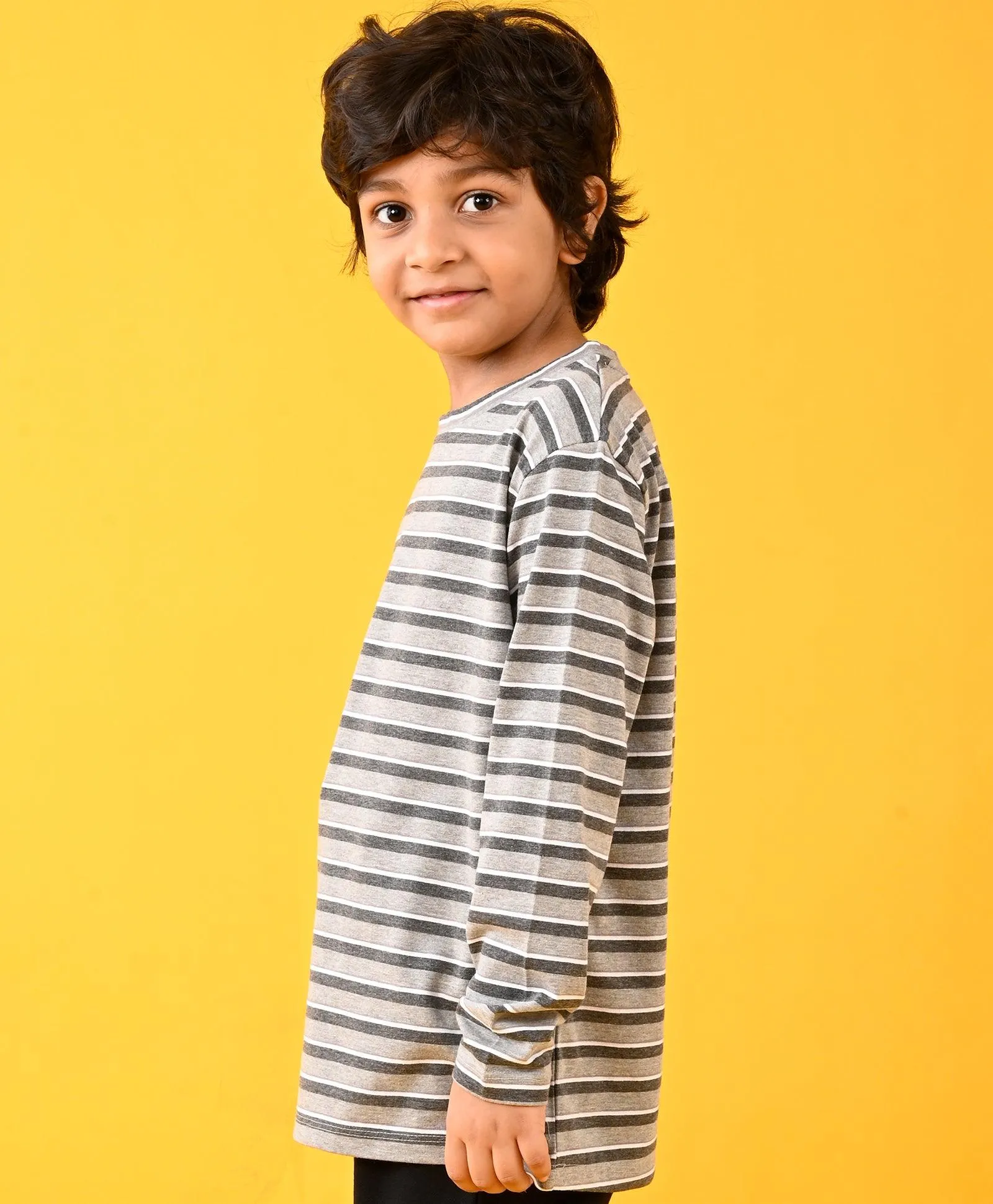 GREY WHITE STRIPED LONG SLEEVES T-SHIRT - GREY