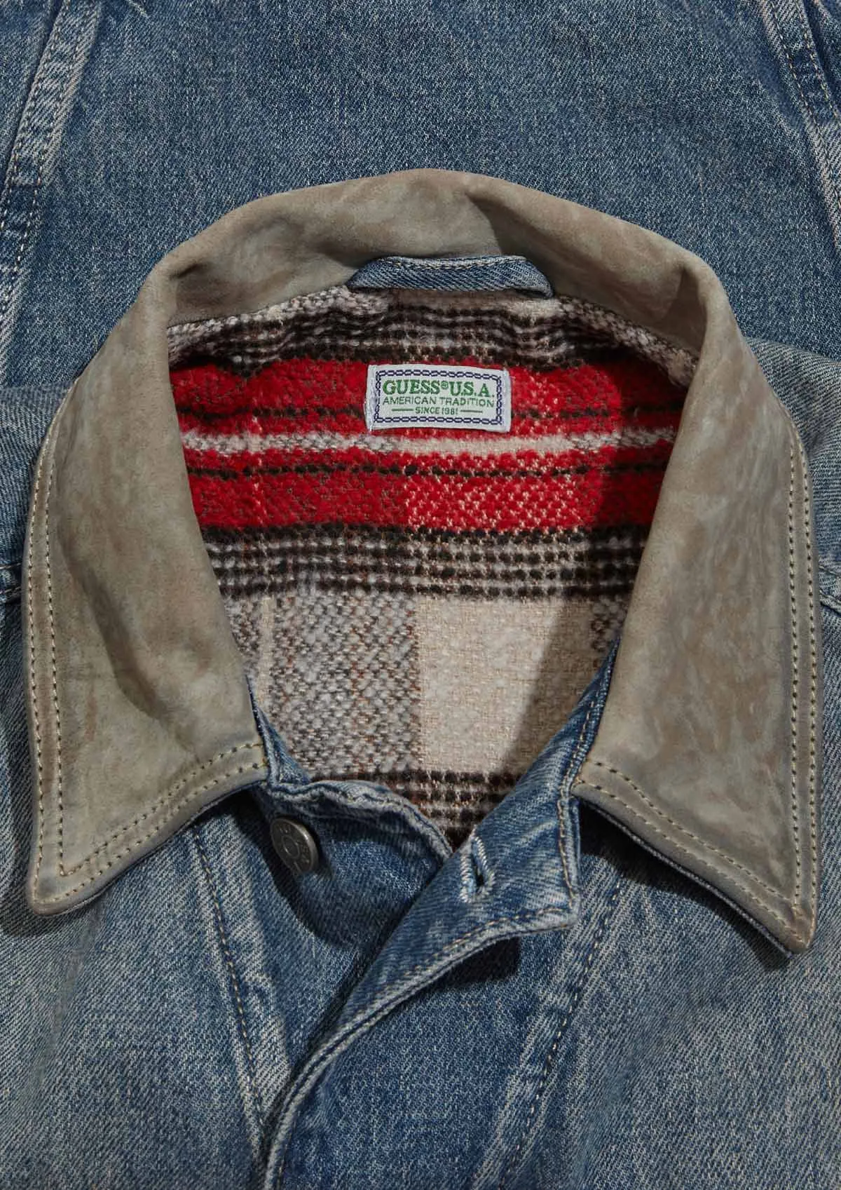GUESS USA - GUSA DENIM TRUCKER JACKET LIGHT WASH