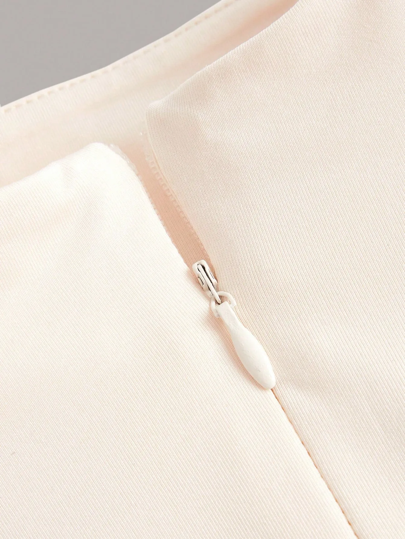 ICON Bikercore Letter Patched Detail Raglan Sleeve Mock Neck Crop Tee