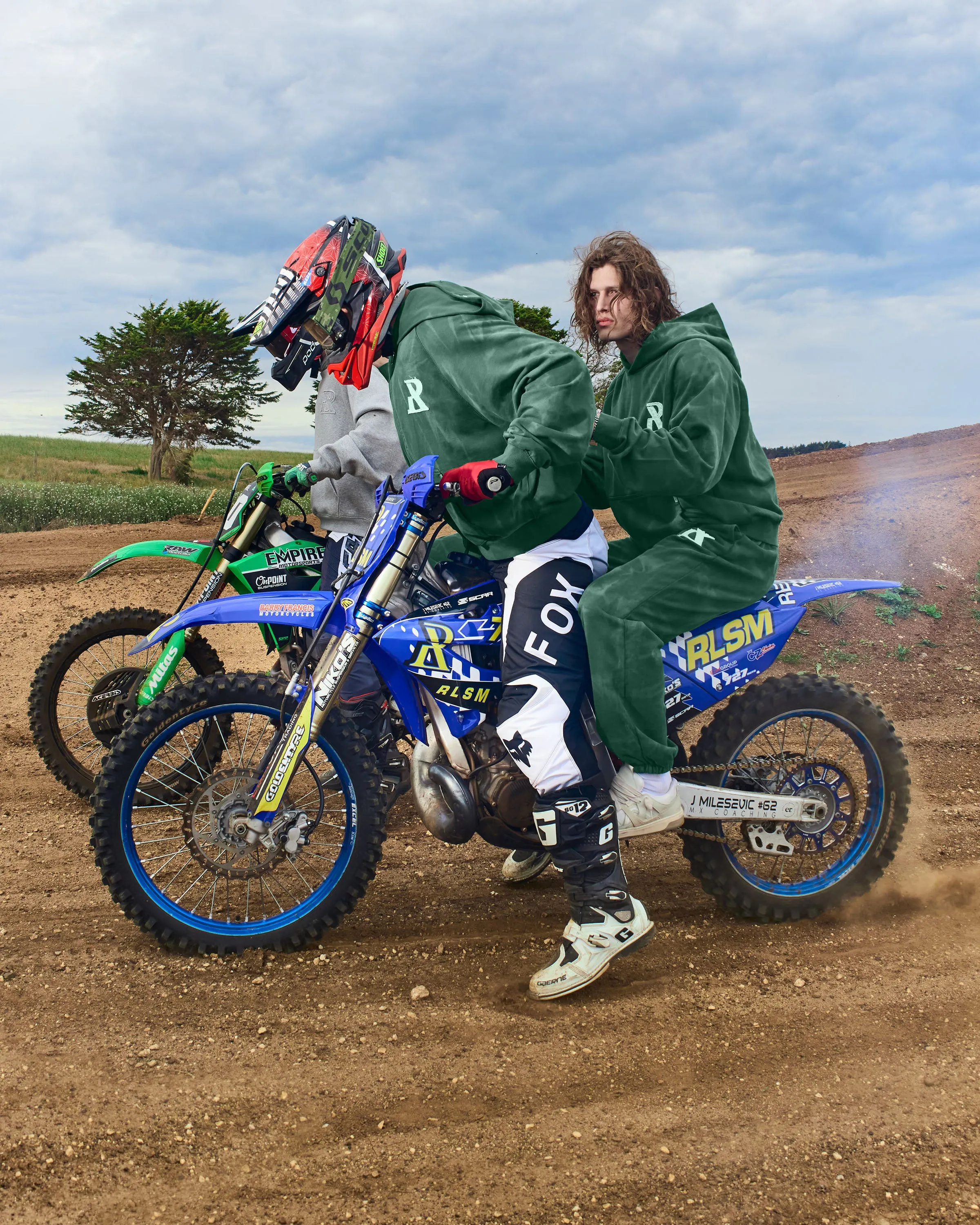 LEGACY HOODIE WASHED MOSS