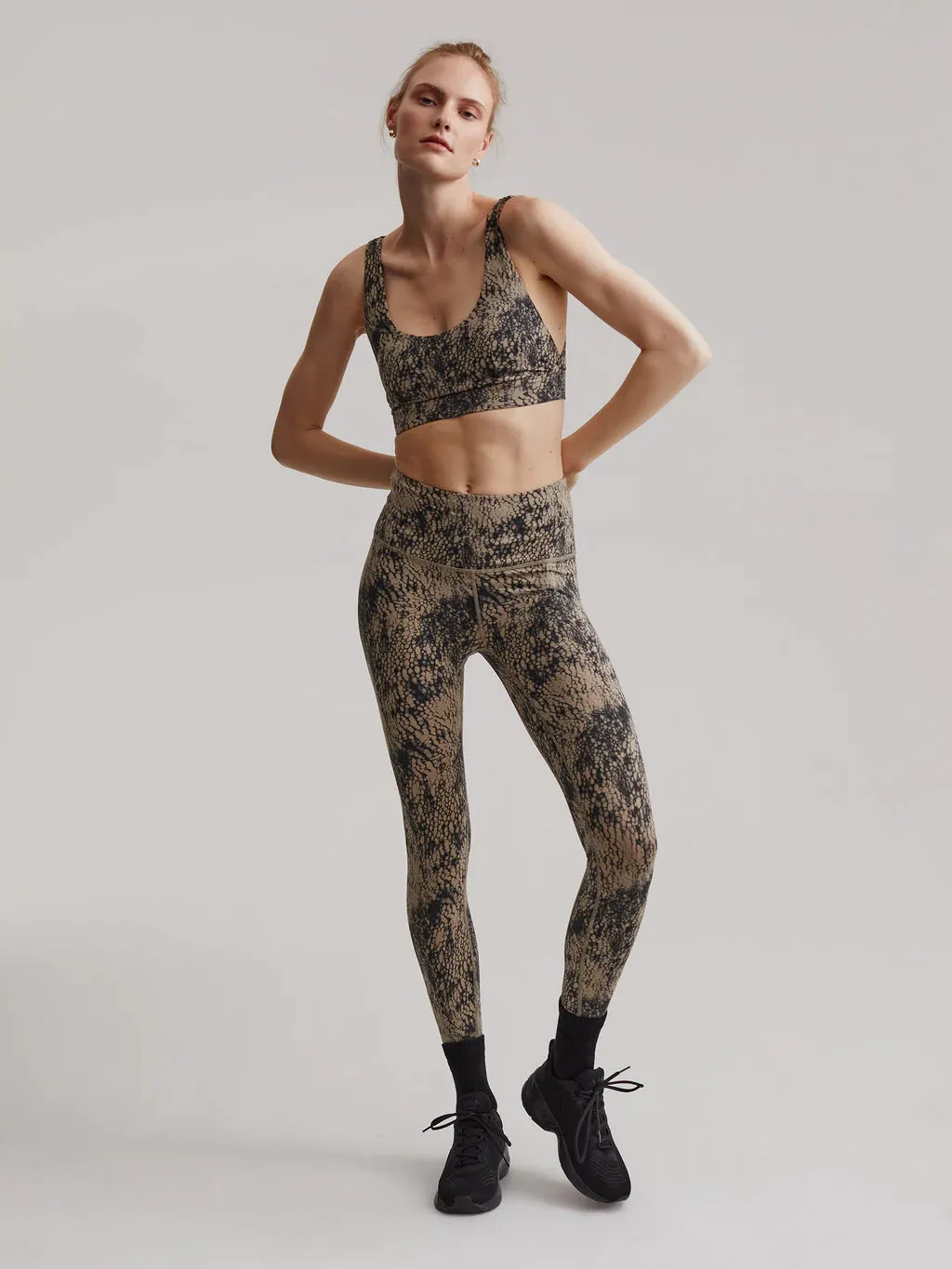 Lets Move High Rise Legging25 Saft Taupe Aligator