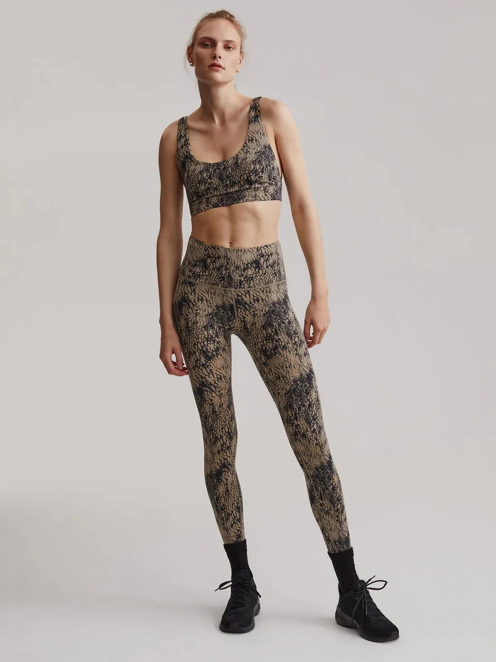 Lets Move High Rise Legging25 Saft Taupe Aligator
