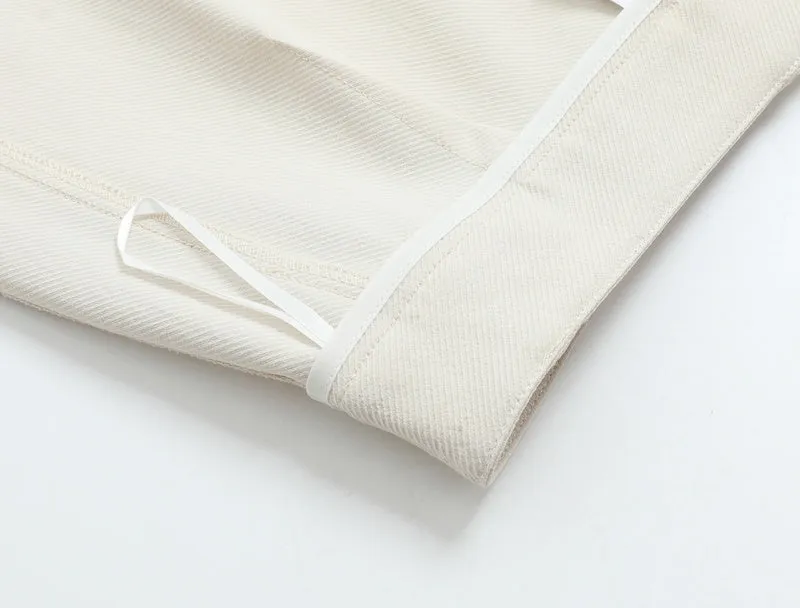 Lightweight and Slimming Solid Color Chinos for Women