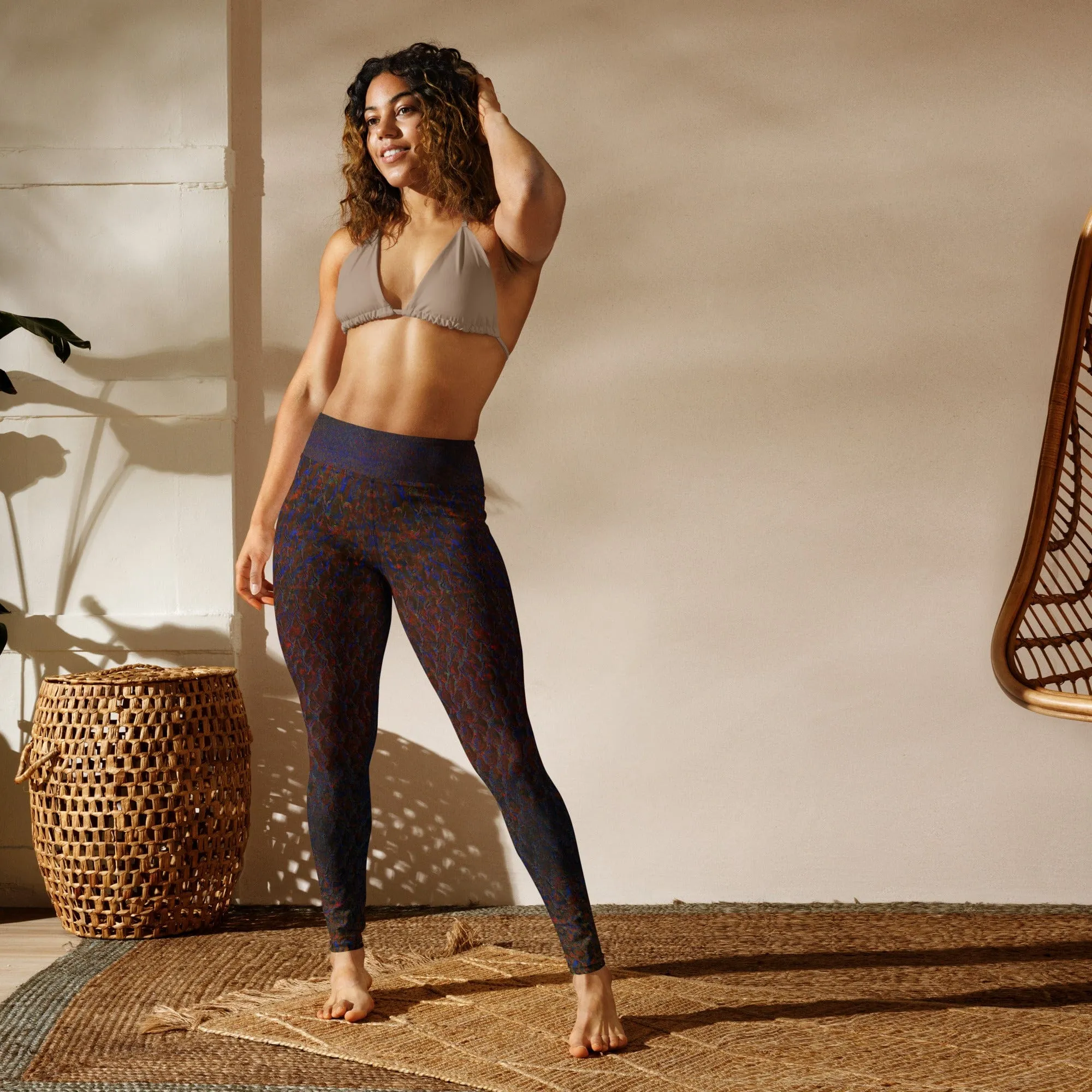 Maori Black Women's Yoga Pants Flat Front Athletic Leggings