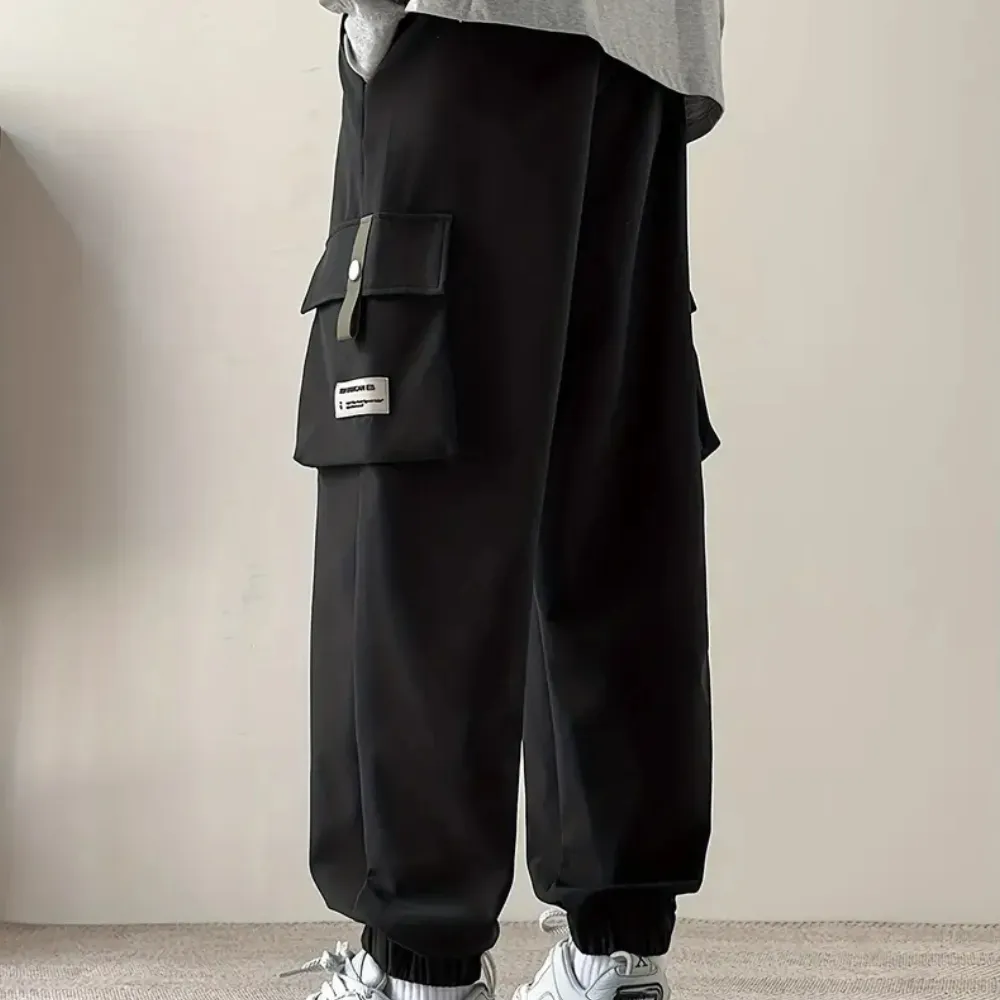 Men's cargo pants relaxed fit with functional pockets - versatile casual trousers for everyday wear