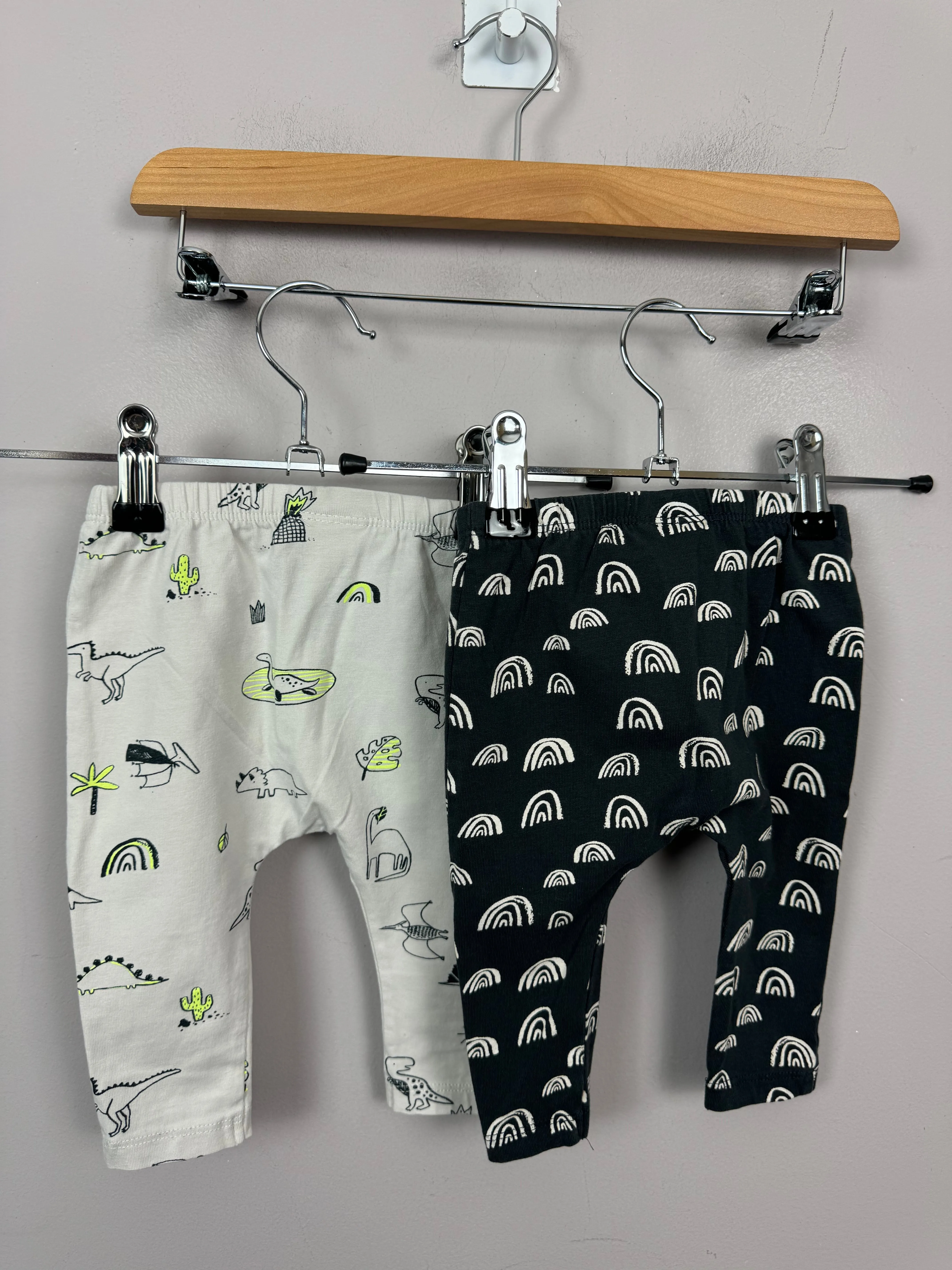 Next rainbow/dinosaur leggings 3-6m