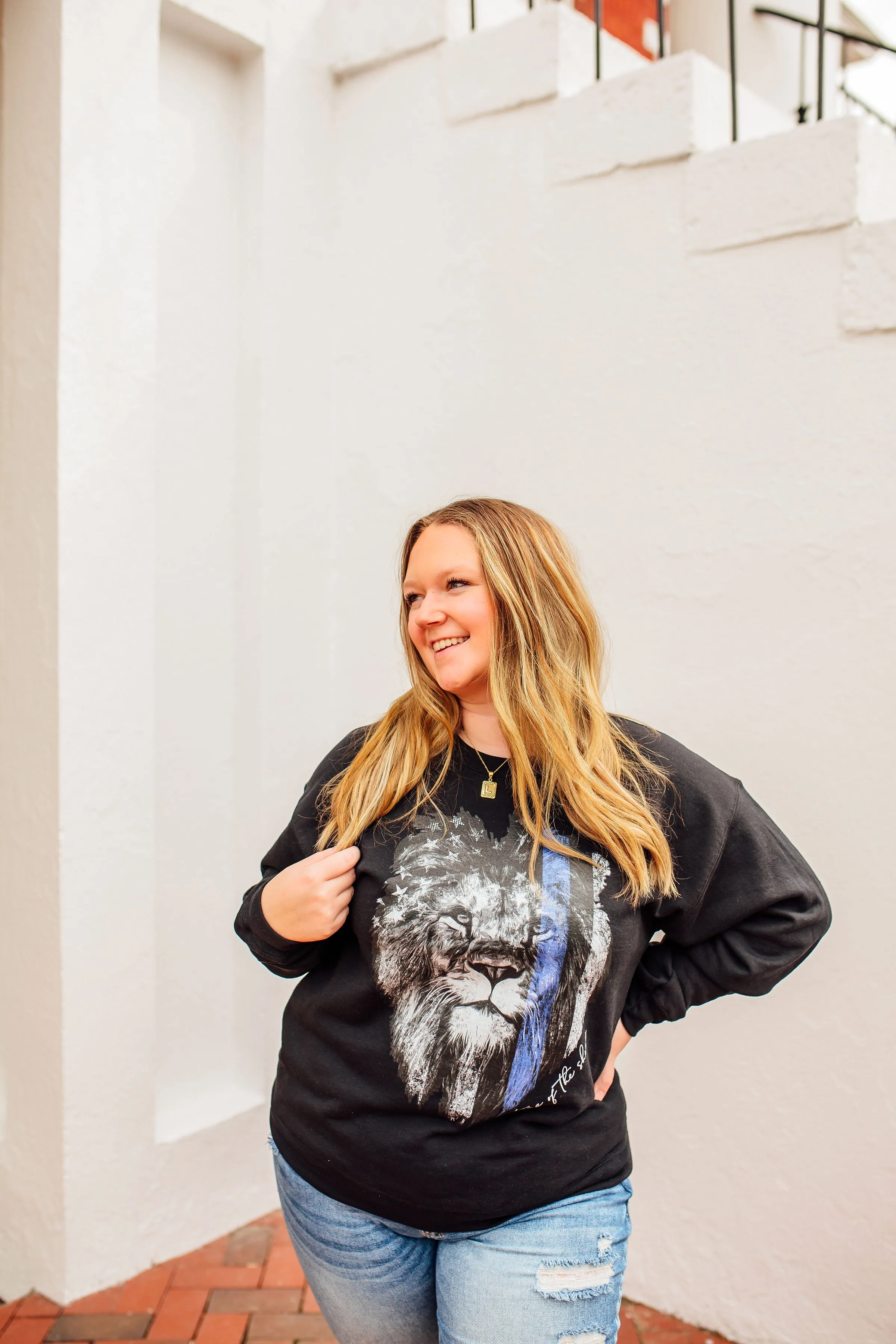 Not One Of The Sheep TBL Distressed Lion © Unisex Crewneck Sweatshirt