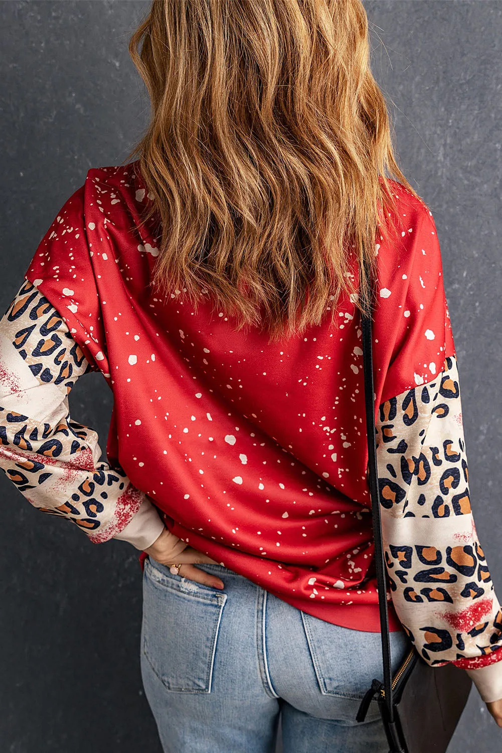 Red love Leopard Heart Shaped Bleached Print Pullover Sweatshirt