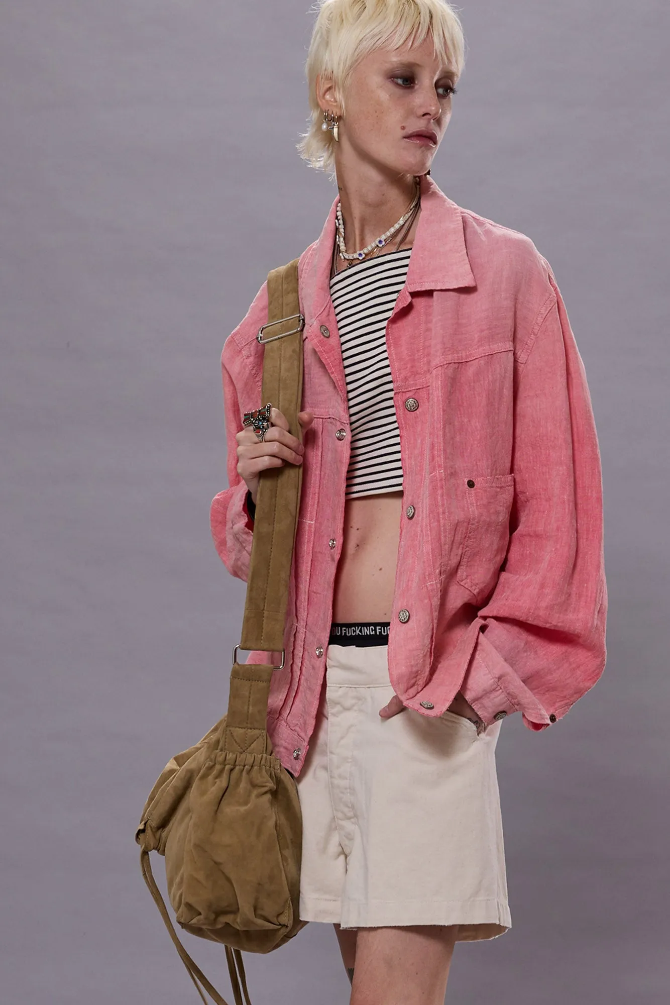 RELAXED PLEATED TRUCKER JACKET - CORAL LINEN CHAMBRAY