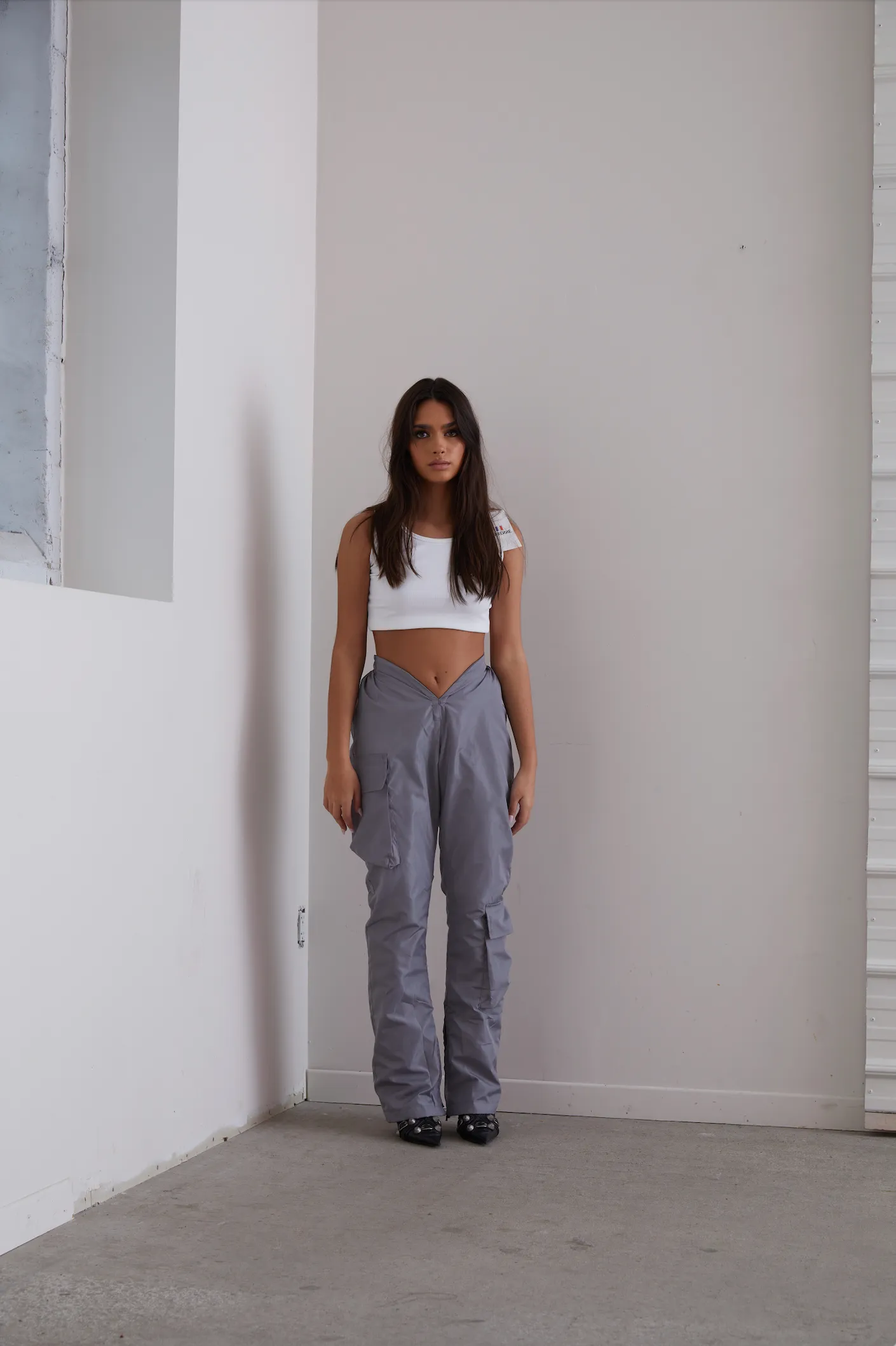 [SAMPLE SALE] V Cut Cargo Slush Stone