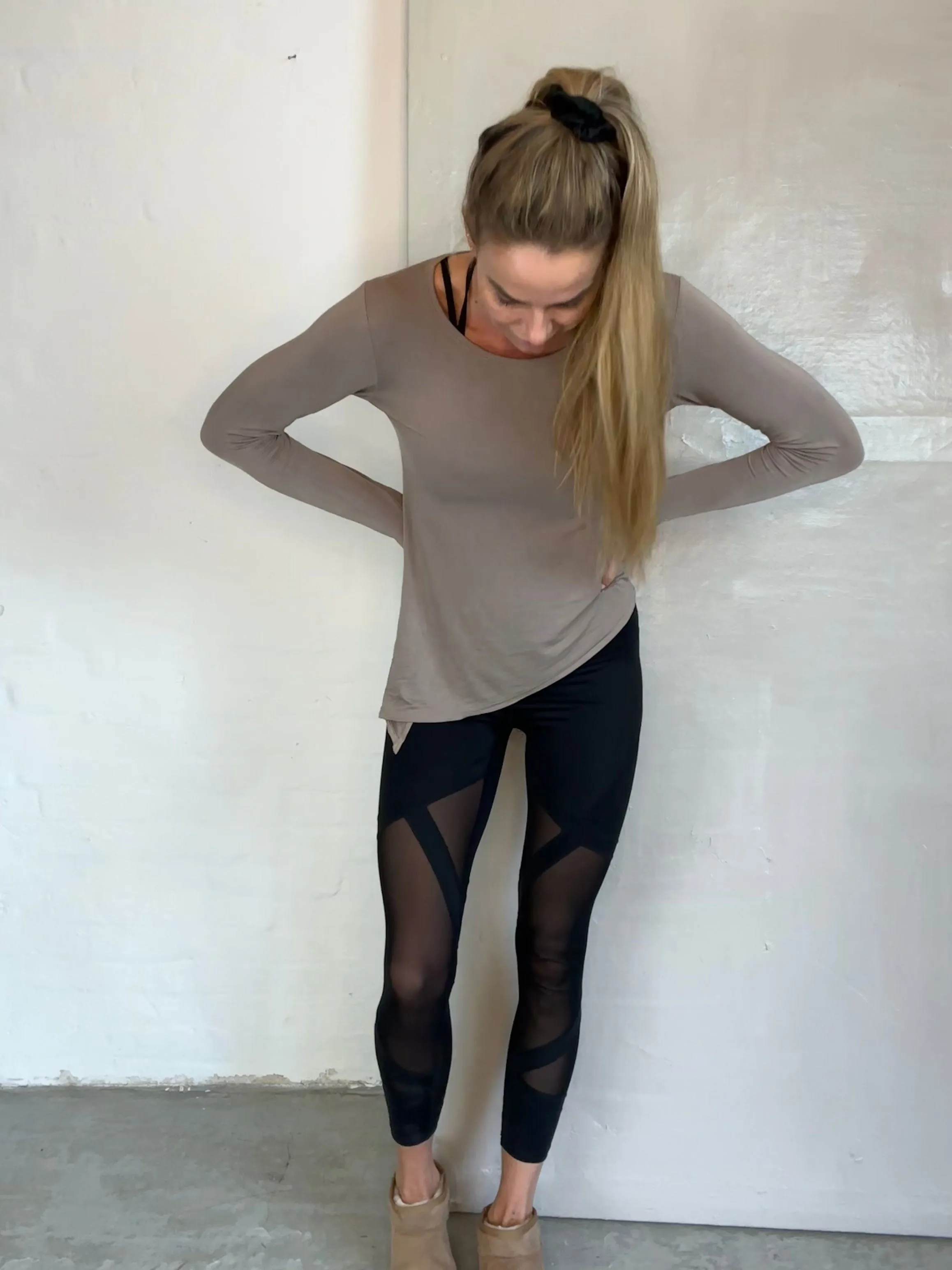 Sassy Copenhagen - Enya Black leggings with mesh - Fitness shape wear (NOTE size s/m is in preorder until week 16)
