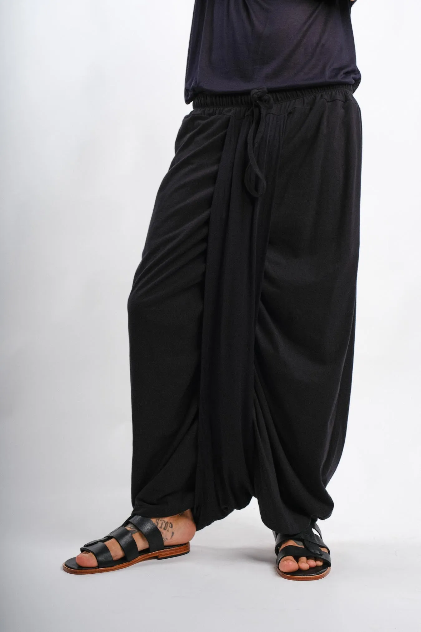 Shinzo Hareem Pant