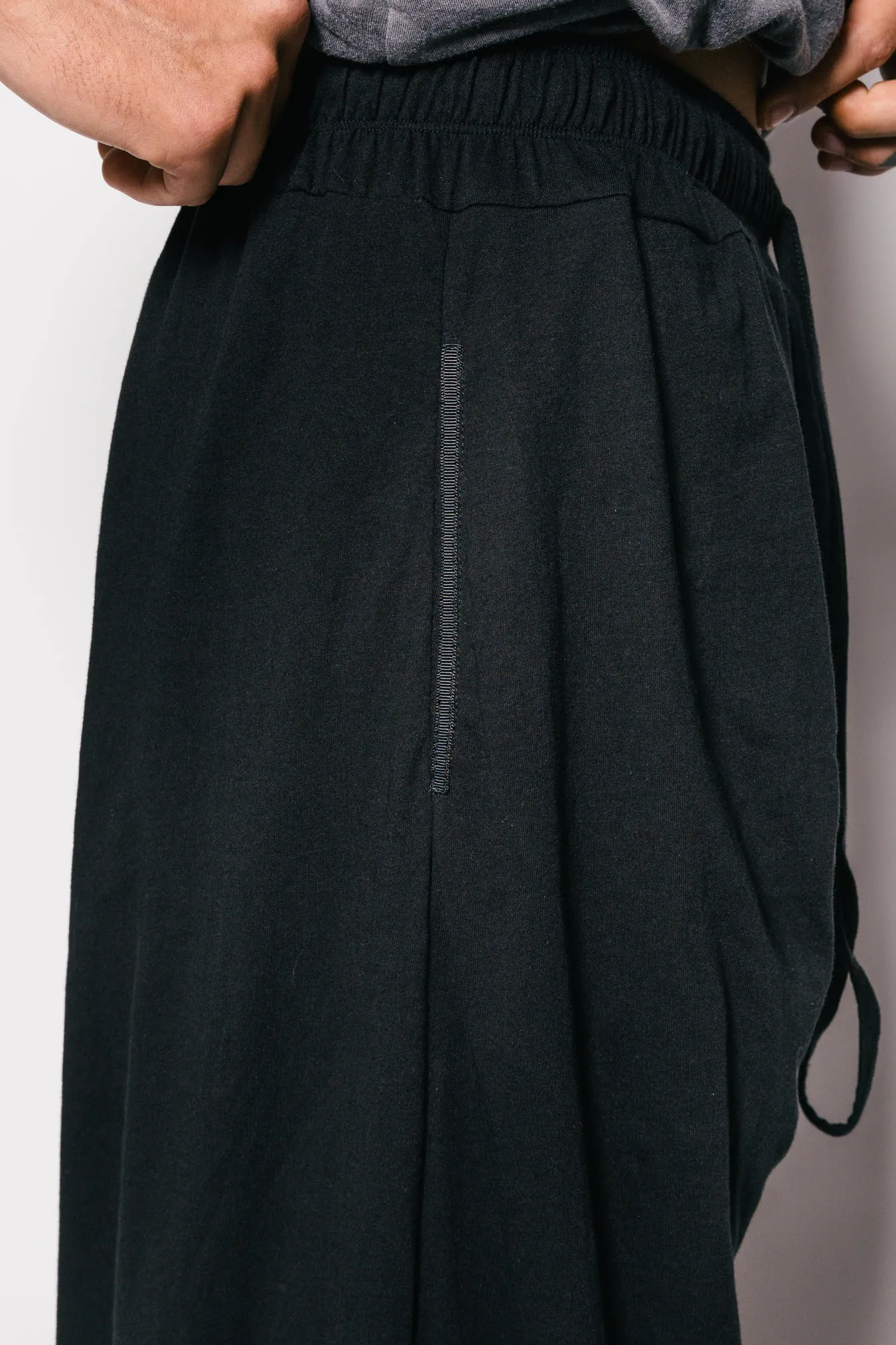 Shinzo Hareem Pant