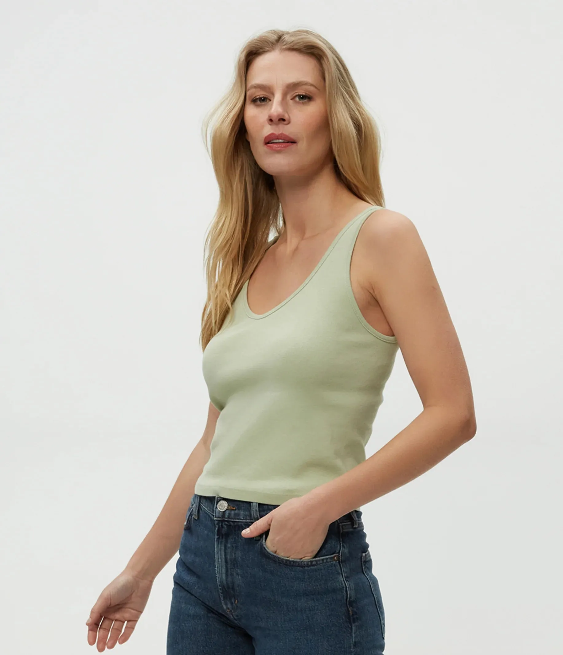 Sloan Tank | Seacrest