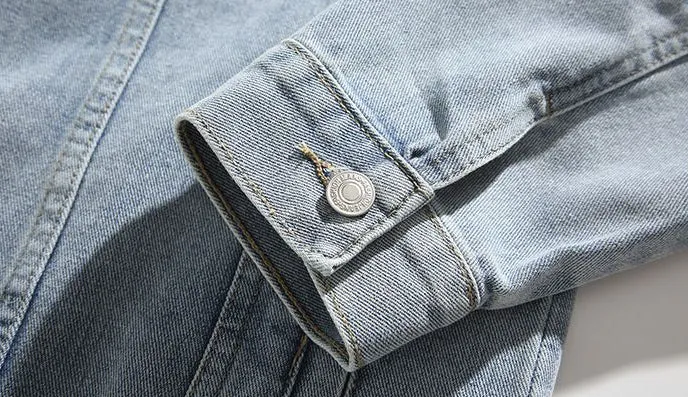 Vintage-style Trucker Jacket for the Casual Man