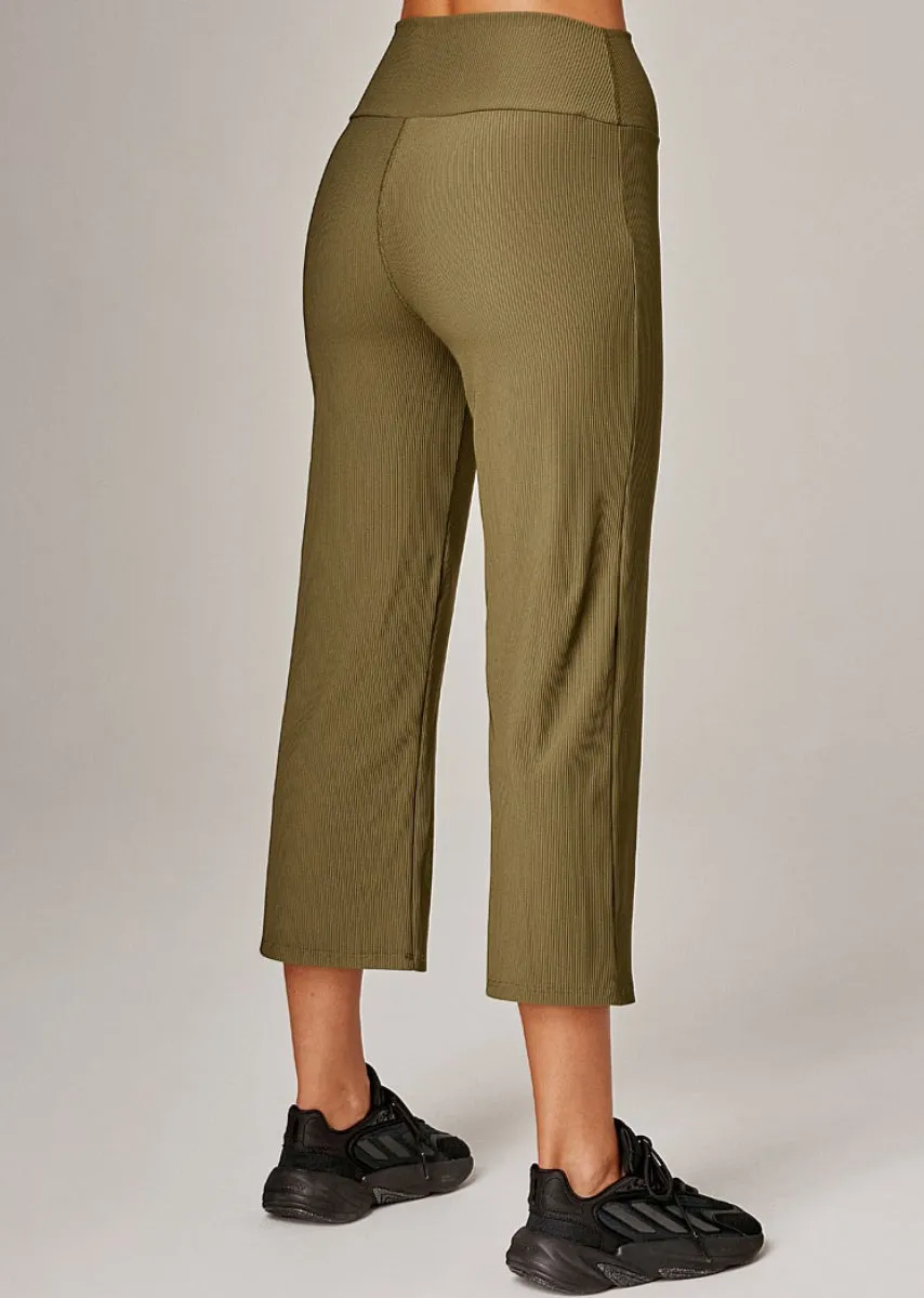 Werk it! Ribbed cropped yoga pants- Henna