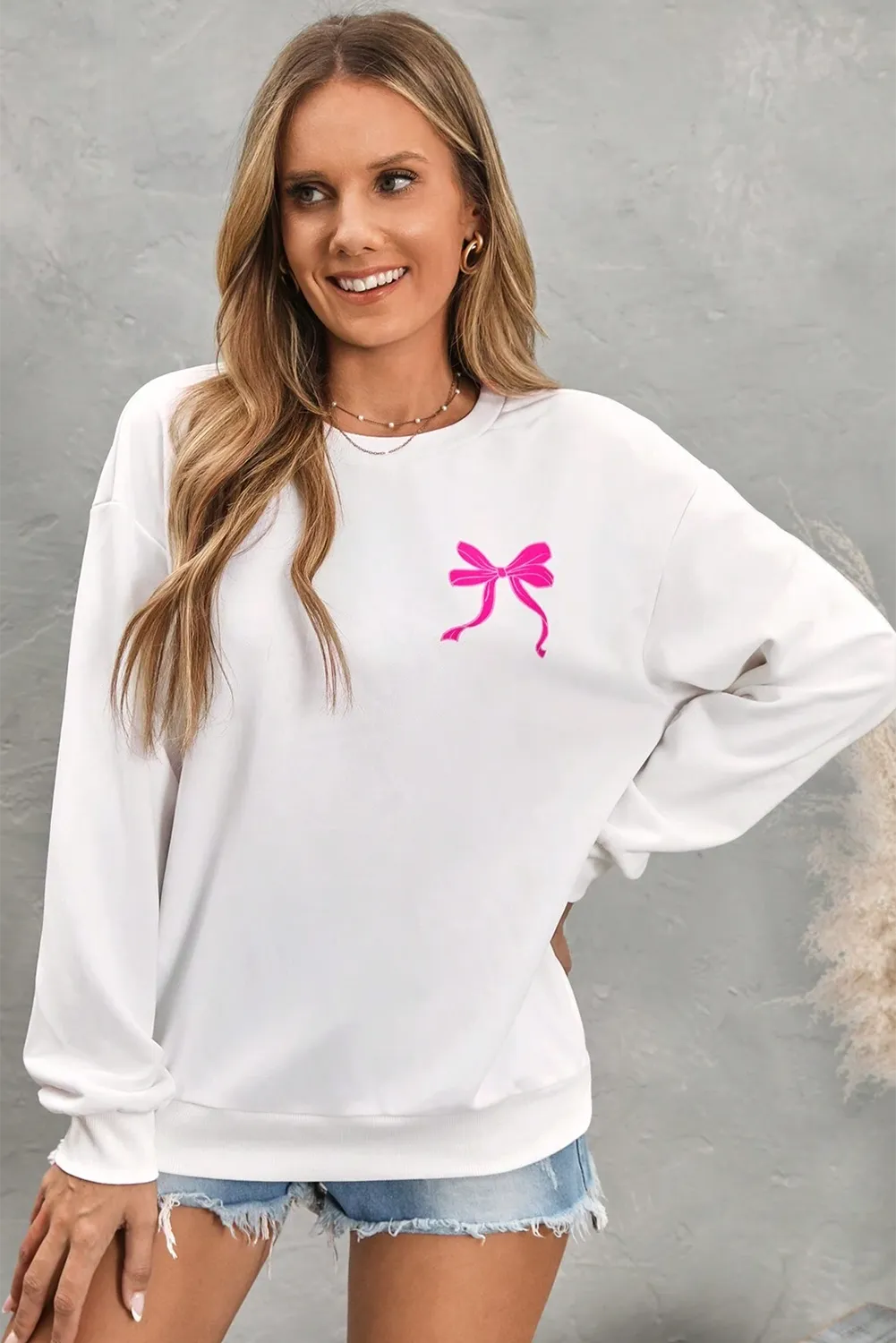 White Sweet Bow Printed Valentines Graphic Sweatshirt