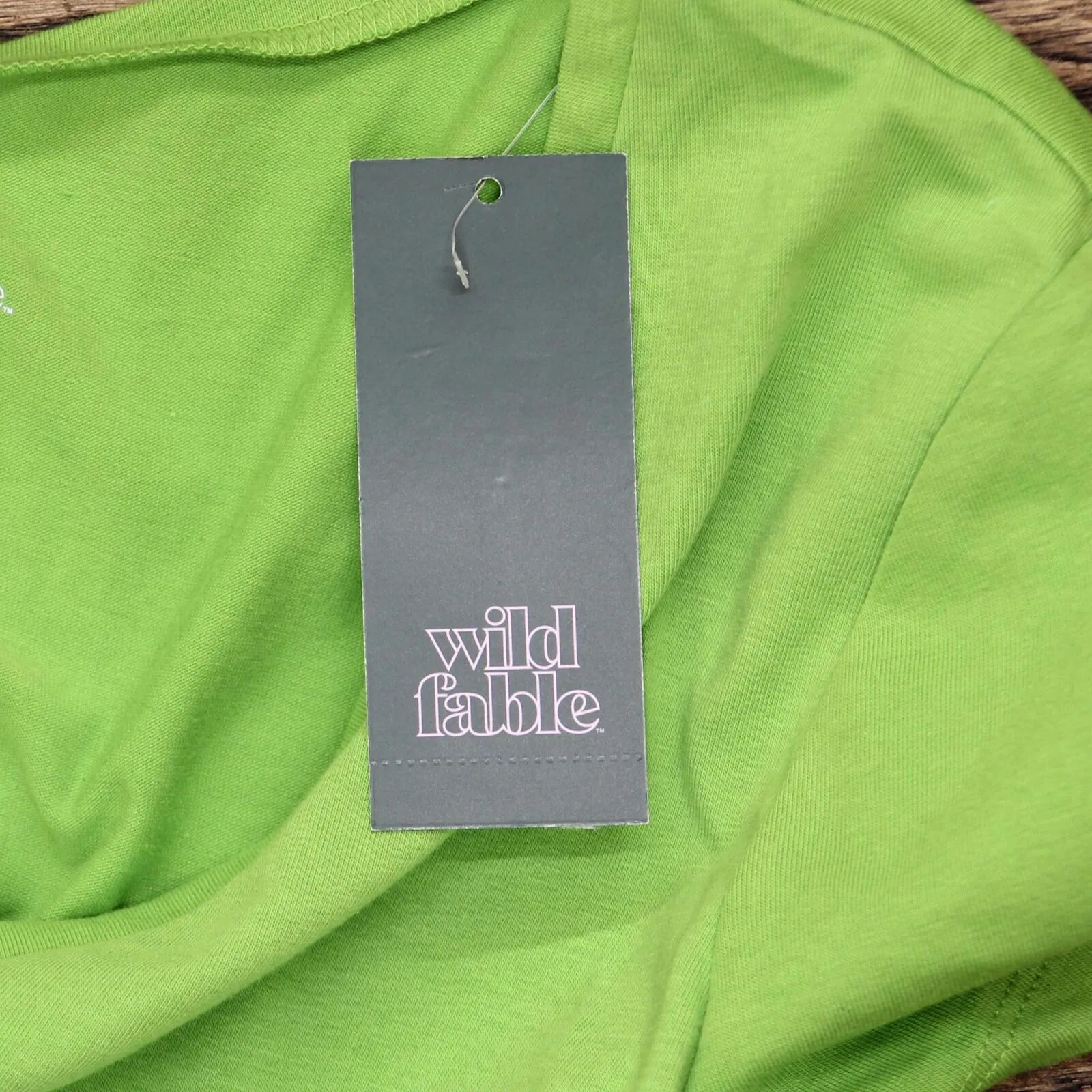 Wild Fable Women's Short Sleeve V-Neck Cropped T-Shirt 83873564