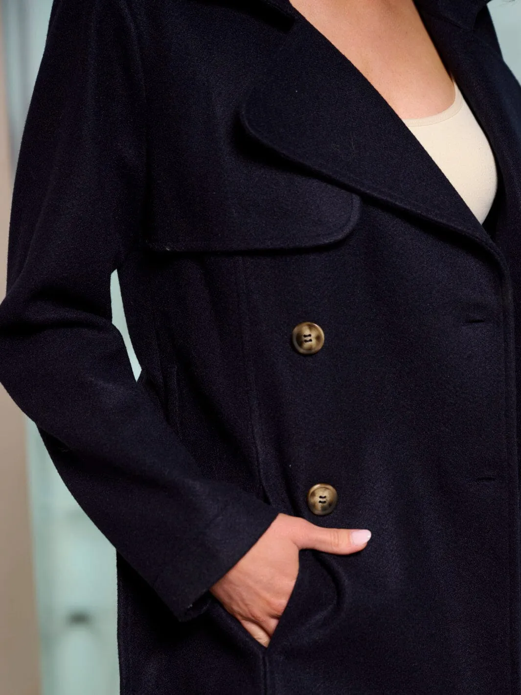 WOMEN'S LONG SLEEVE BUTTON CLOSURE FRONT POCKETS COAT