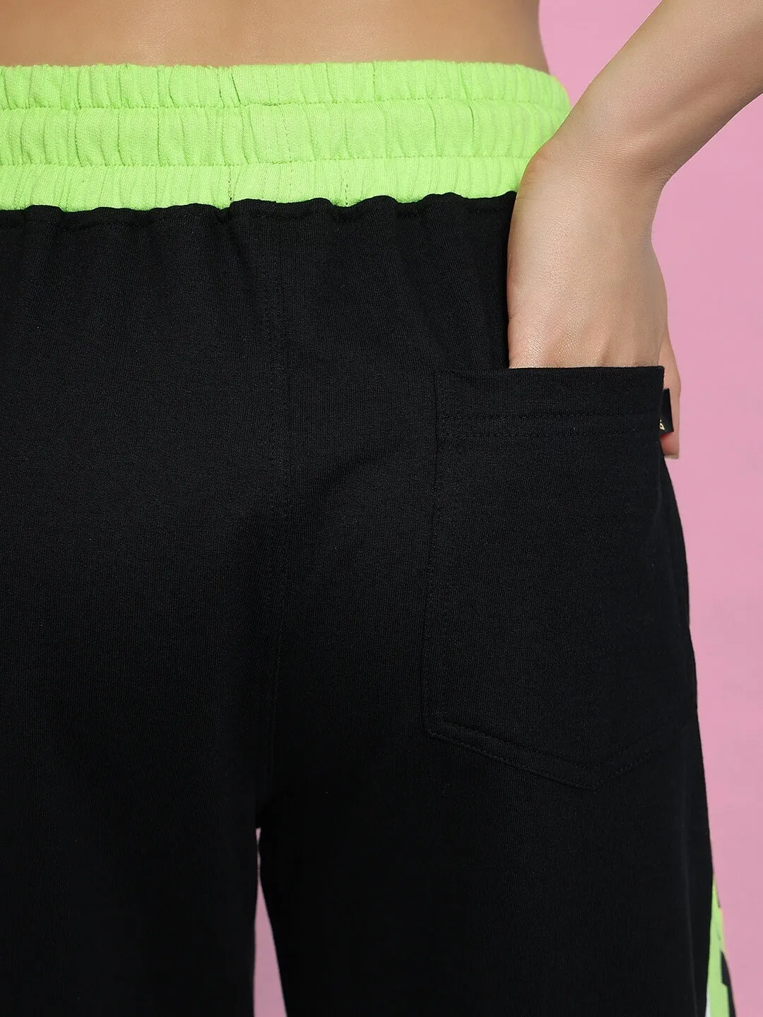 WOMEN'S PEPPY JOGGERS (BLACK-NEON GREEN)
