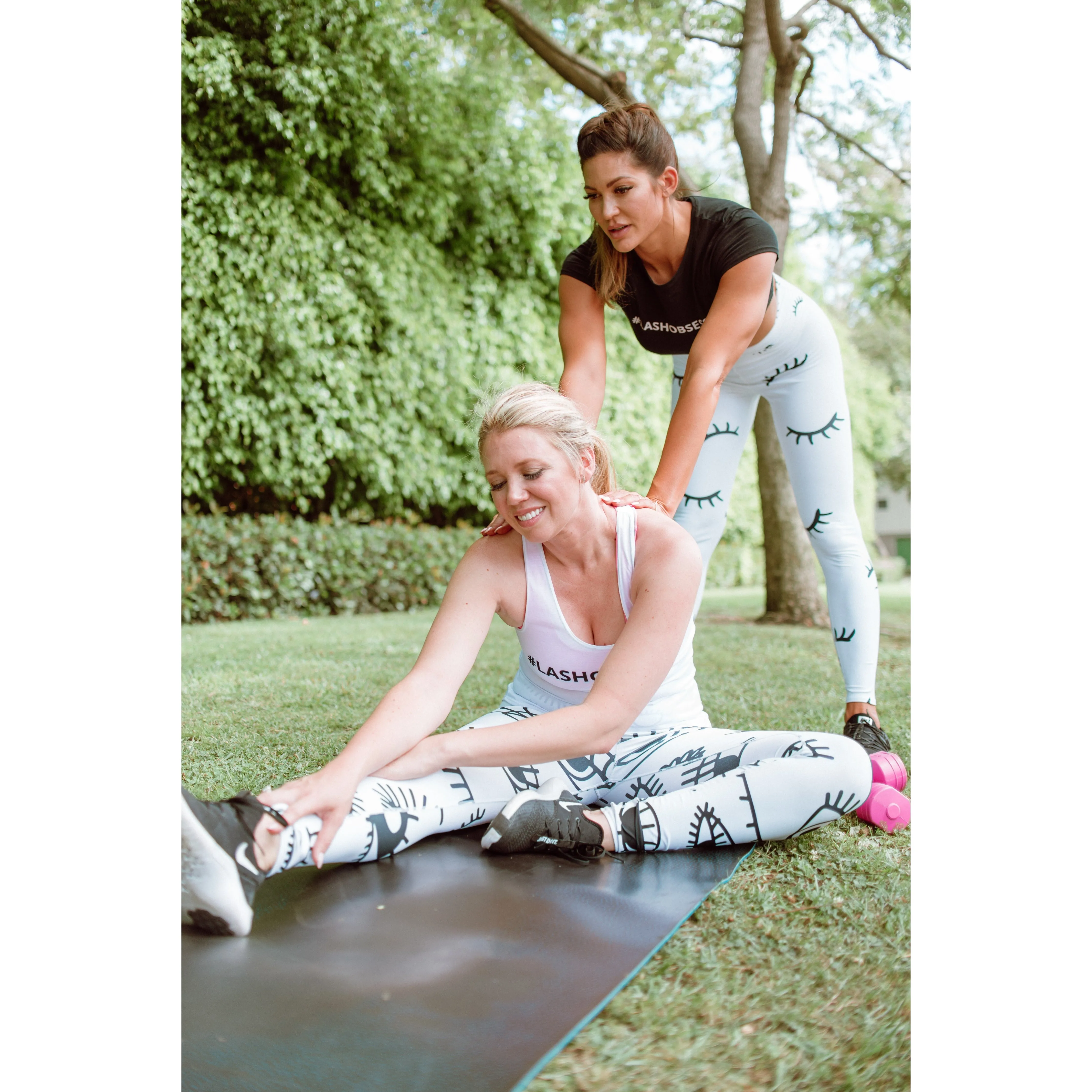 Yoga Leggings for Lash Lovers - Lash Wear - Eyelash Leggings